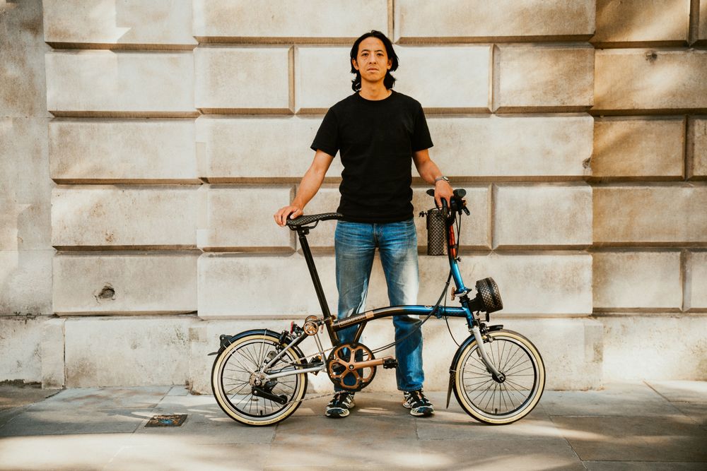 自転車ブランド・ブロンプトンが50周年記念モデル「1975 Edition」を